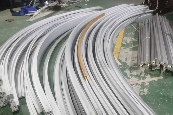 長春拉彎加工廠家——專注拉彎工藝的研究與生產